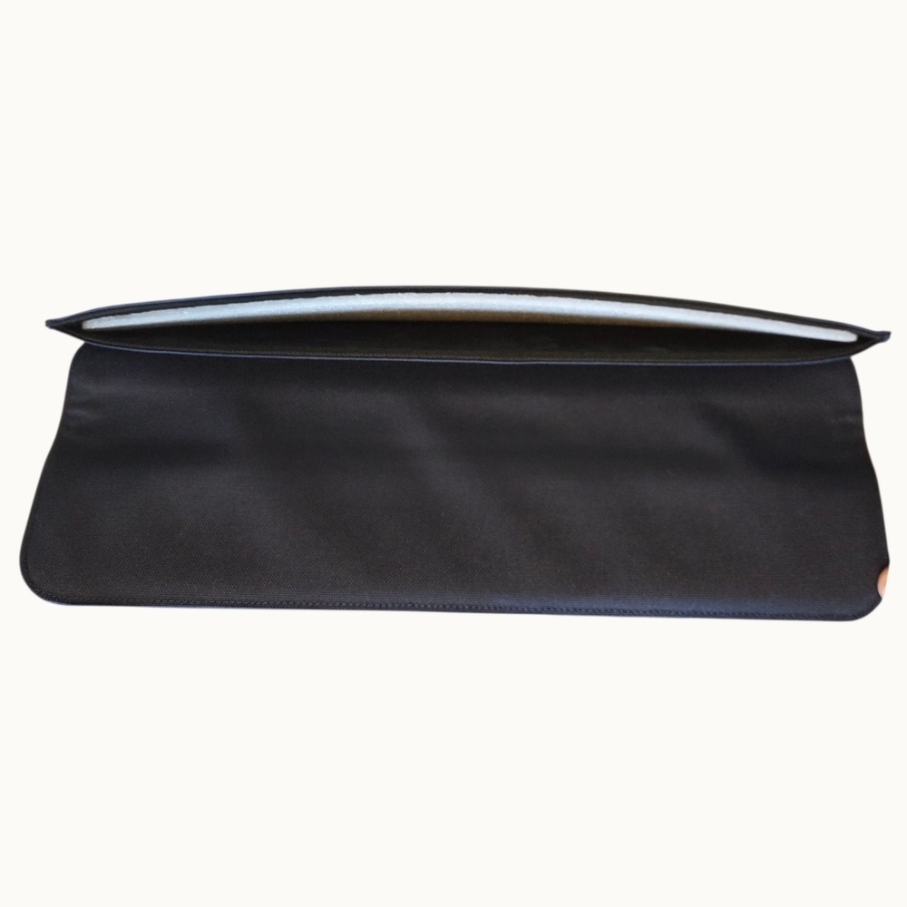 NWT Herschel Spokane 15–16” Laptop Sleeve | Black - Picture 3 of 5